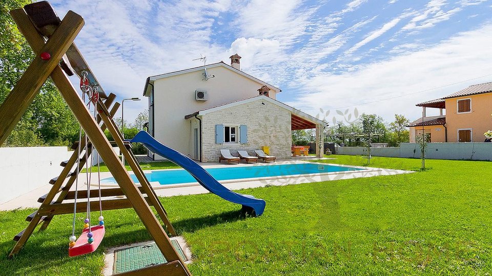 House, 160 m2, For Sale, Marčana