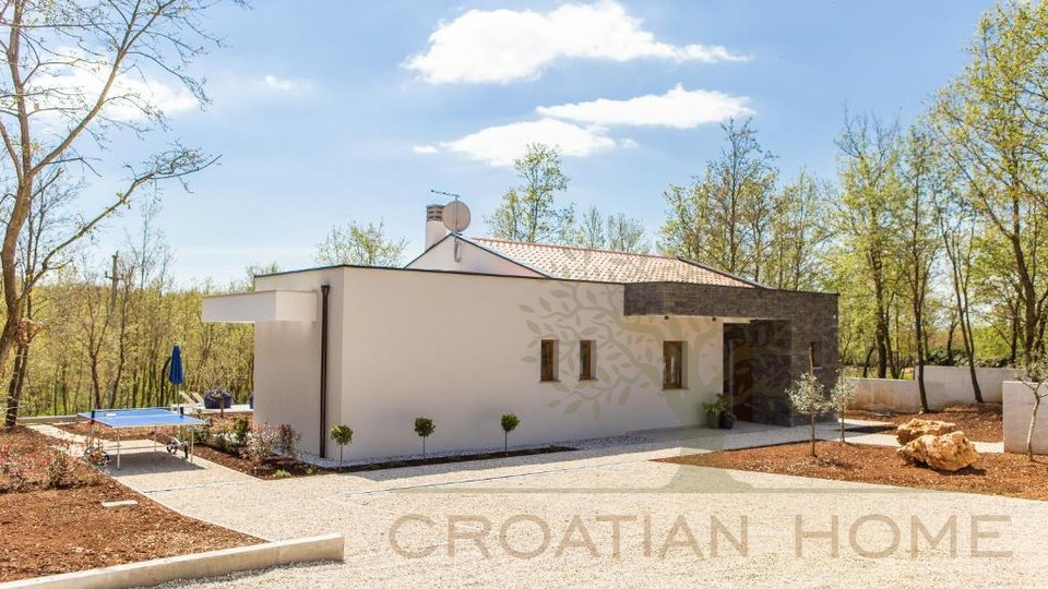 House, 90 m2, For Sale, Žminj