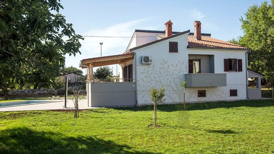 House, 188 m2, For Sale, Marčana