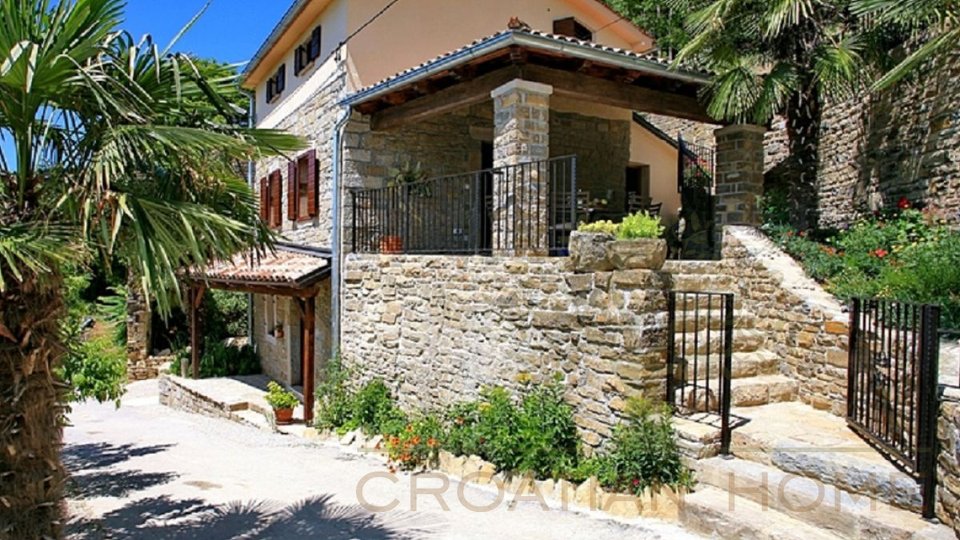 House, 100 m2, For Sale, Motovun