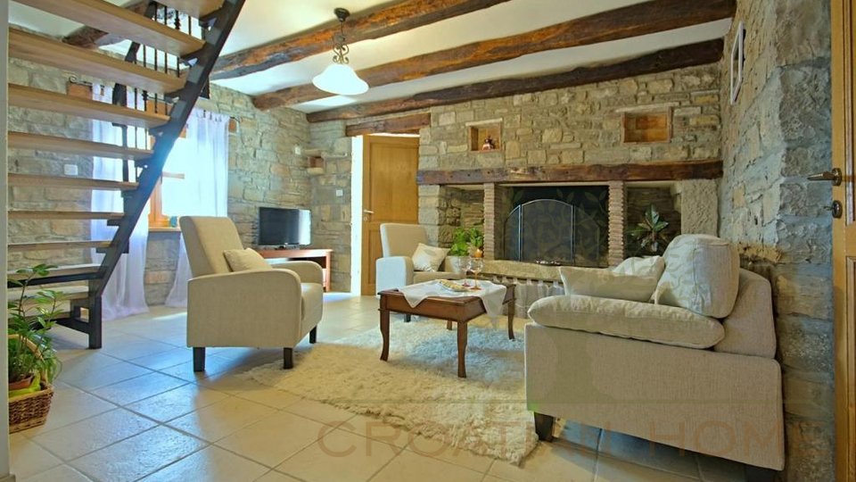 House, 150 m2, For Sale, Motovun