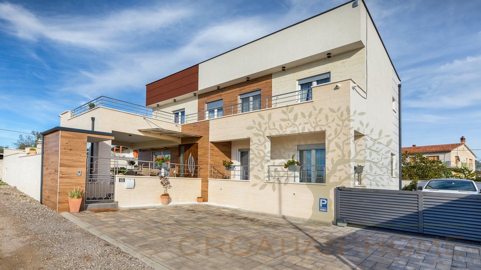 House, 360 m2, For Sale, Vodnjan - Galižana