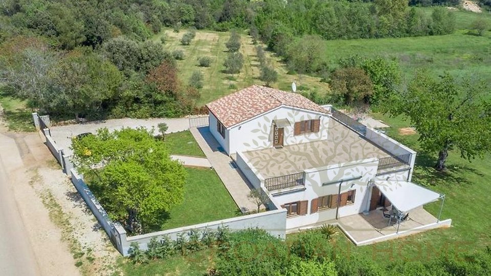 House, 165 m2, For Sale, Rovinj