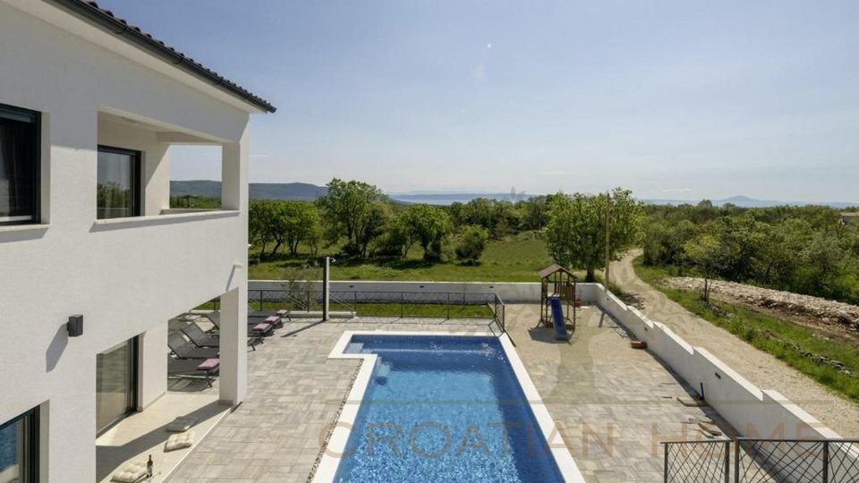 Wunderschöne Villa mit Pool und Meerblick