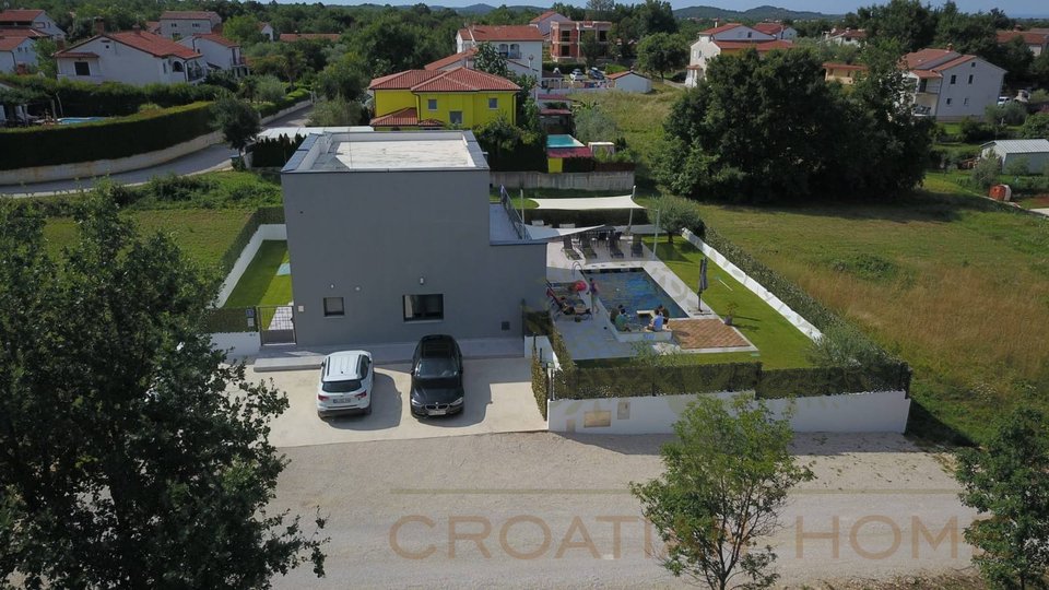 House, 204 m2, For Sale, Poreč