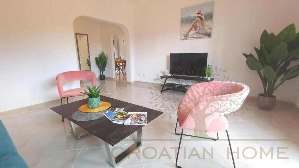 Apartment, 100 m2, For Sale, Pula
