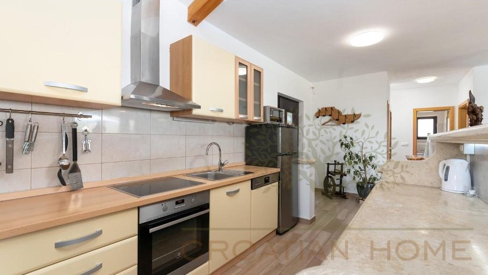 House, 235 m2, For Sale, Višnjan