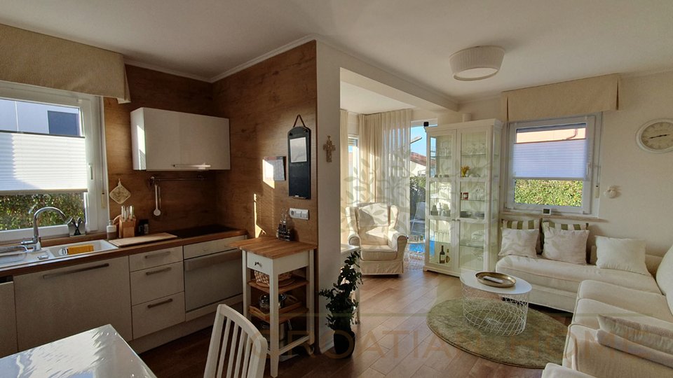 Apartment, 50 m2, For Sale, Poreč