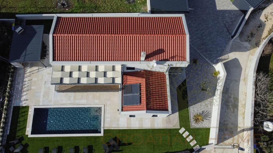 Villa mit Pool, Fussbodenheizung, Klimaanmlagen, Sonnenkolektoren in ruhiger Lage der besten istrischen Gegenden