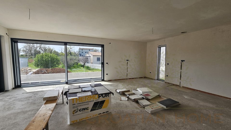 House, 233 m2, For Sale, Poreč