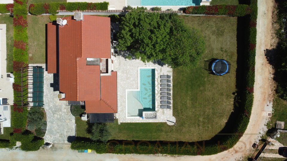 Kuća, 150 m2, Prodaja, Višnjan