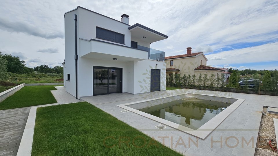 House, 140 m2, For Sale, Poreč