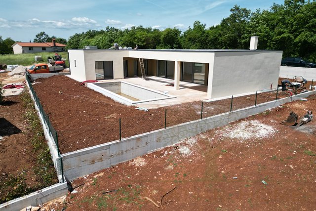 House, 170 m2, For Sale, Žminj