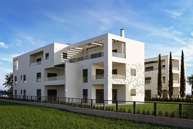 Neubau Wohnung mit 84 m2 Garten in Porec nur 900 m vom Strand