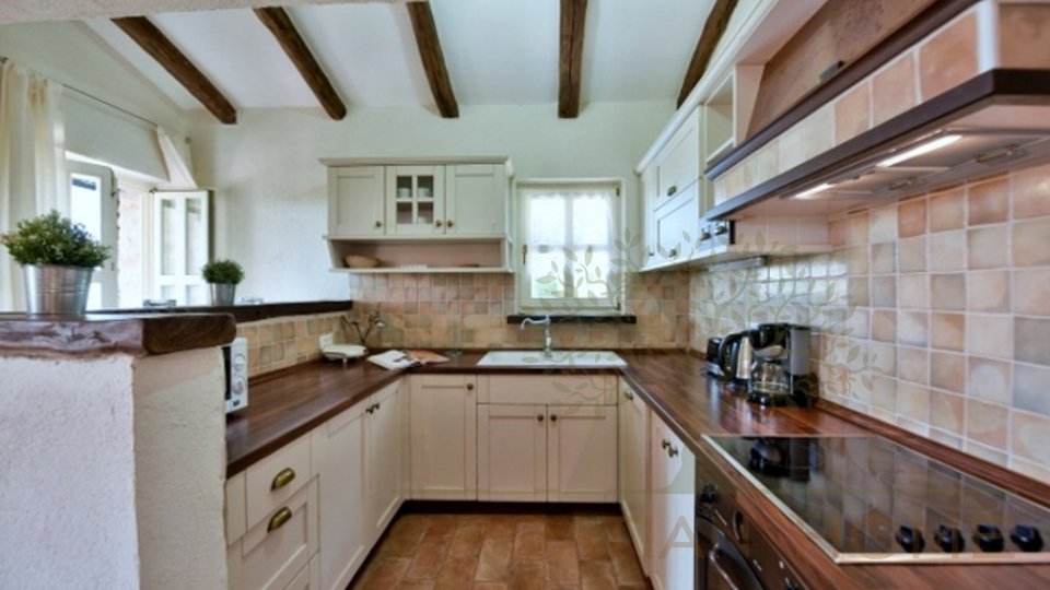 House, 172 m2, For Sale, Poreč