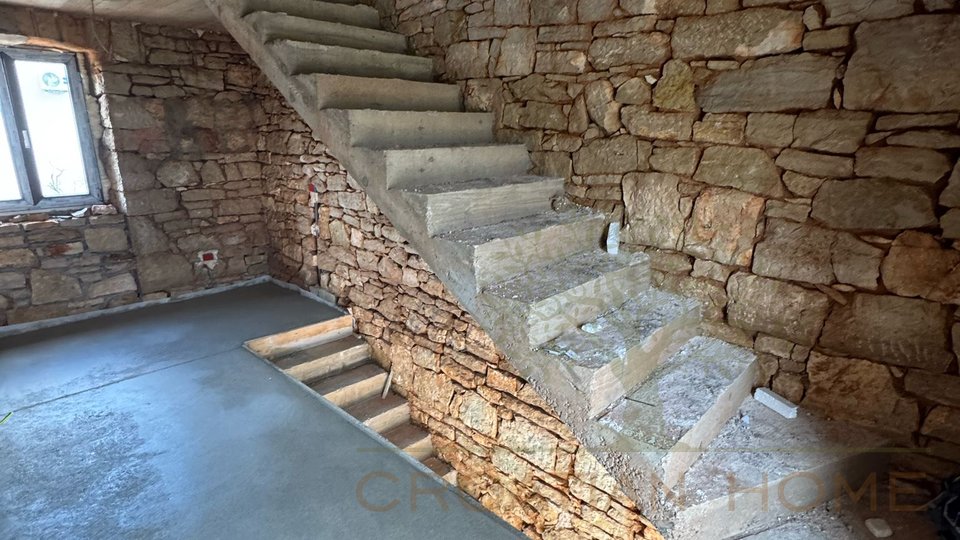 House, 108 m2, For Sale, Kaštelir