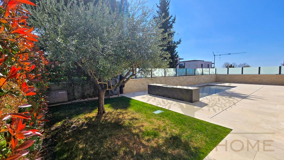 Kuća, 103 m2, Prodaja, Poreč