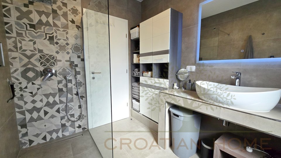 Kuća, 103 m2, Prodaja, Poreč
