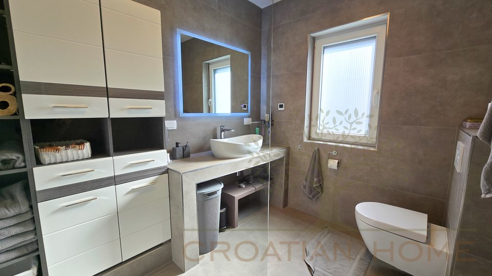 Kuća, 103 m2, Prodaja, Poreč
