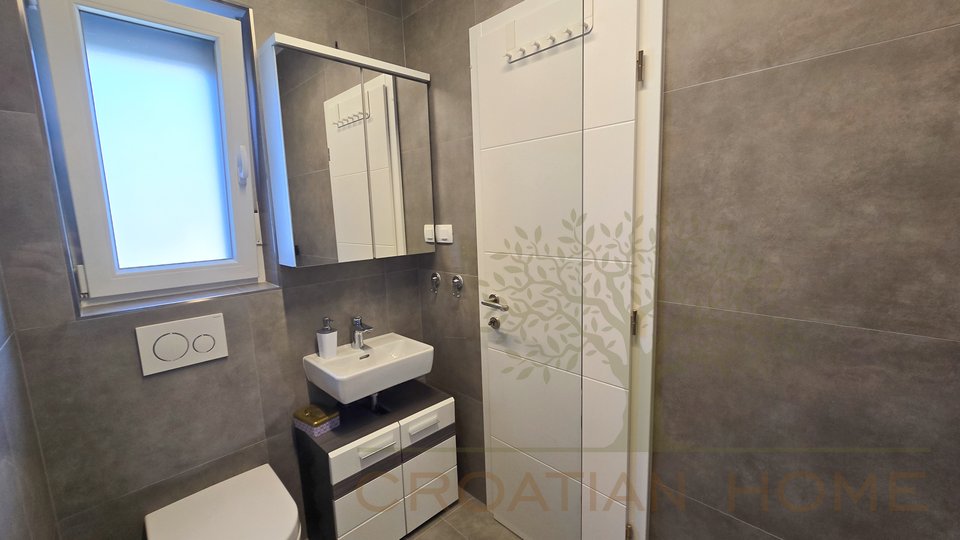 Kuća, 103 m2, Prodaja, Poreč