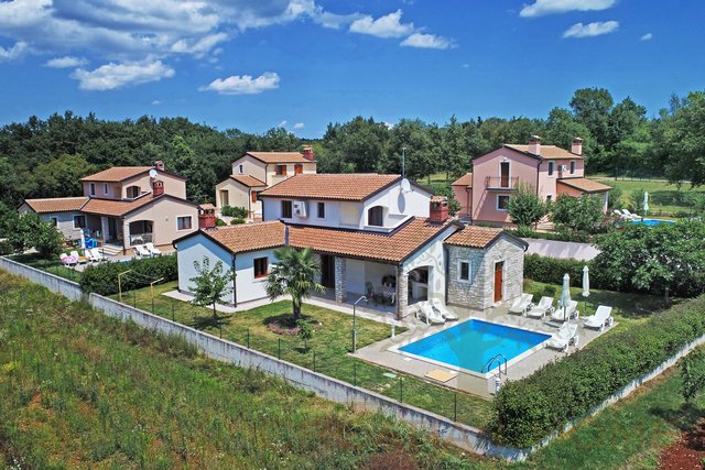 House, 140 m2, For Sale, Poreč