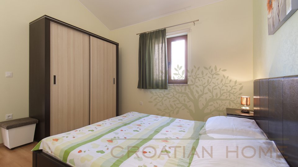 House, 140 m2, For Sale, Poreč