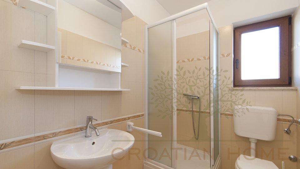 House, 140 m2, For Sale, Poreč