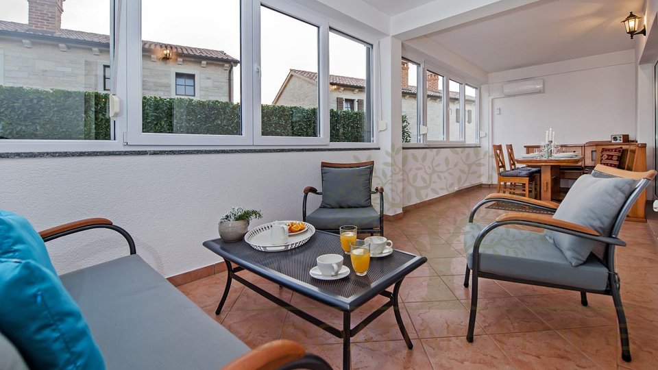 House, 206 m2, For Sale, Poreč
