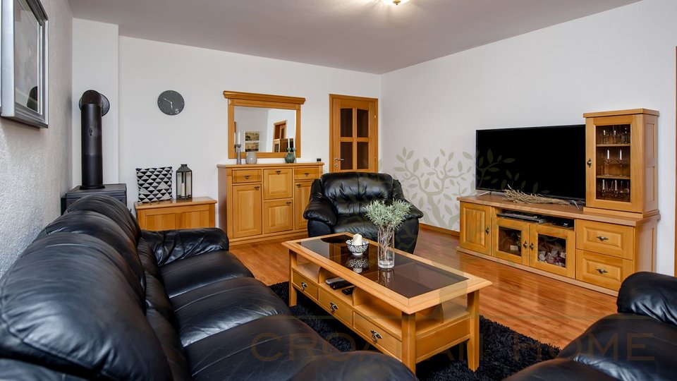 House, 206 m2, For Sale, Poreč
