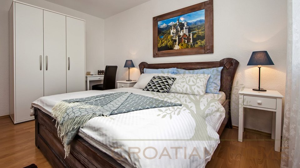 House, 206 m2, For Sale, Poreč