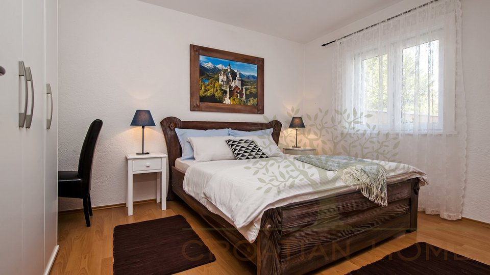 House, 206 m2, For Sale, Poreč