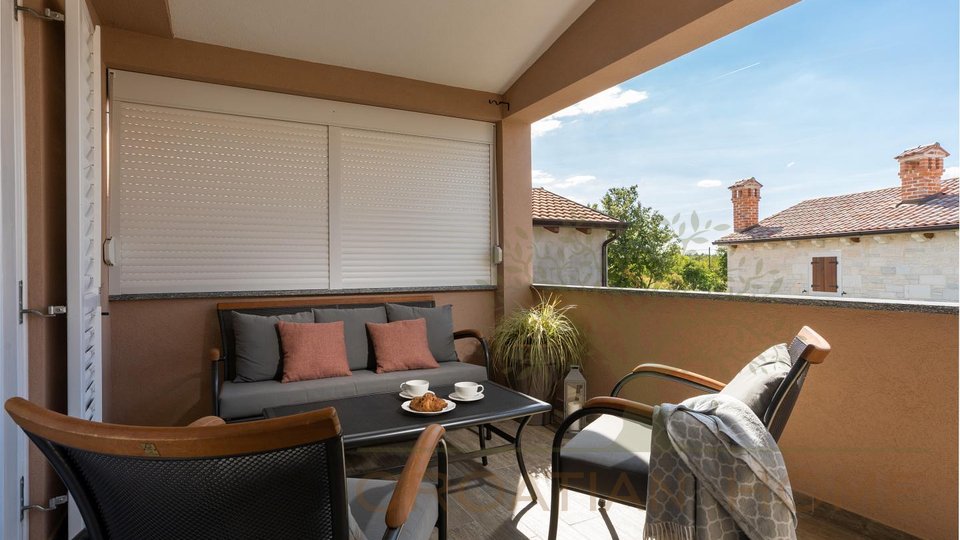 House, 206 m2, For Sale, Poreč