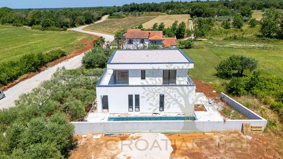 Neubau! Moderne Villa mit Pool nur 5 km von Porec und dem Meer
