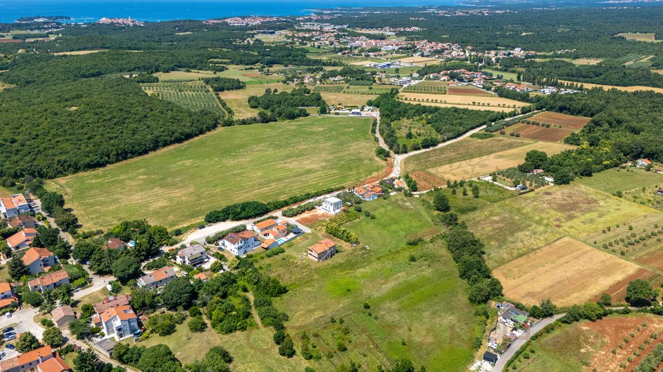 Neubau! Moderne Villa mit Pool nur 5 km von Porec und dem Meer