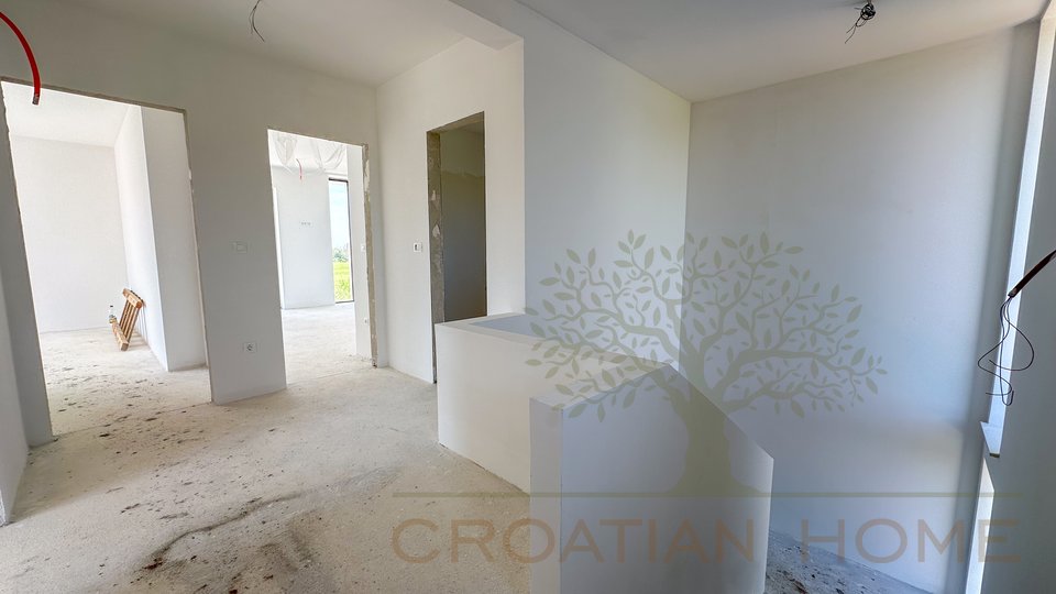 Neubau! Moderne Villa mit Pool nur 5 km von Porec und dem Meer