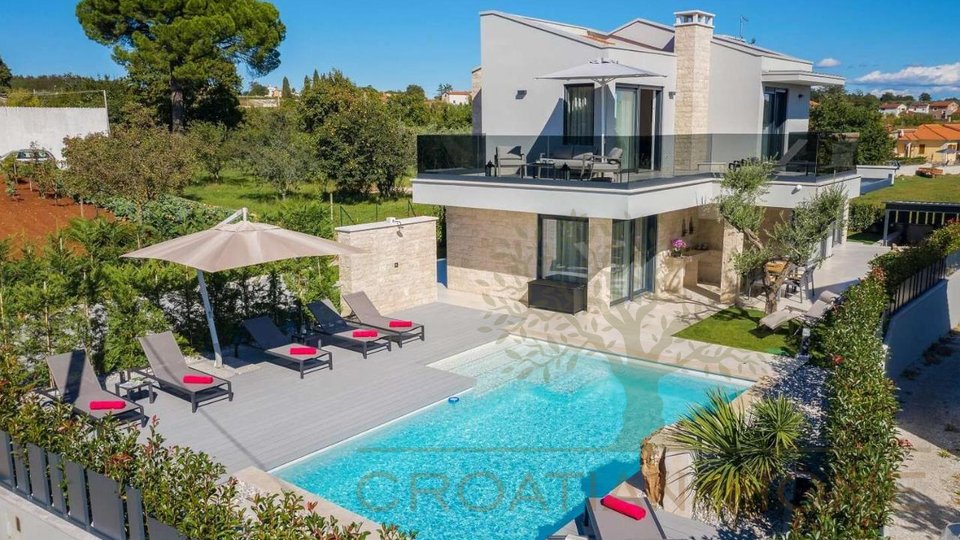 House, 234 m2, For Sale, Poreč