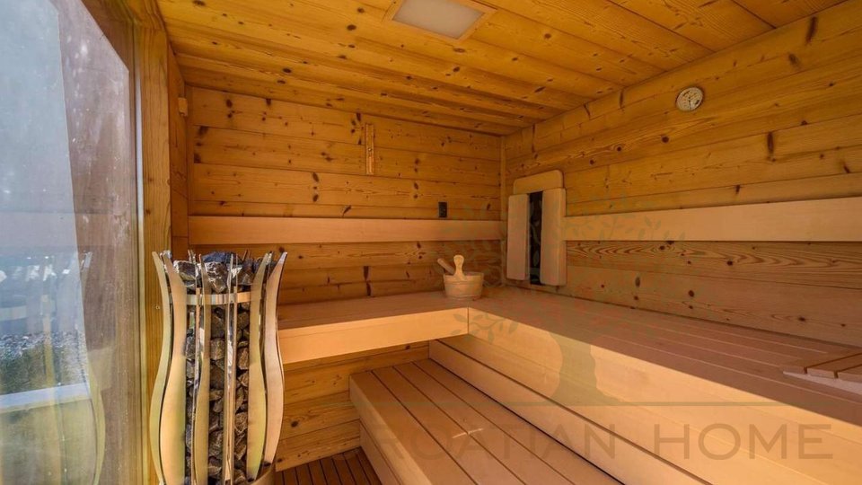 House, 234 m2, For Sale, Poreč